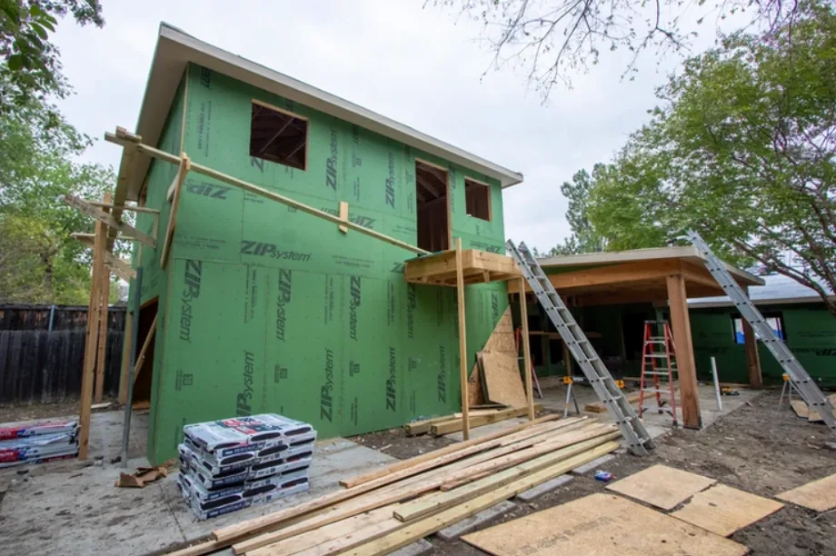 Framing: second story zip sheathing