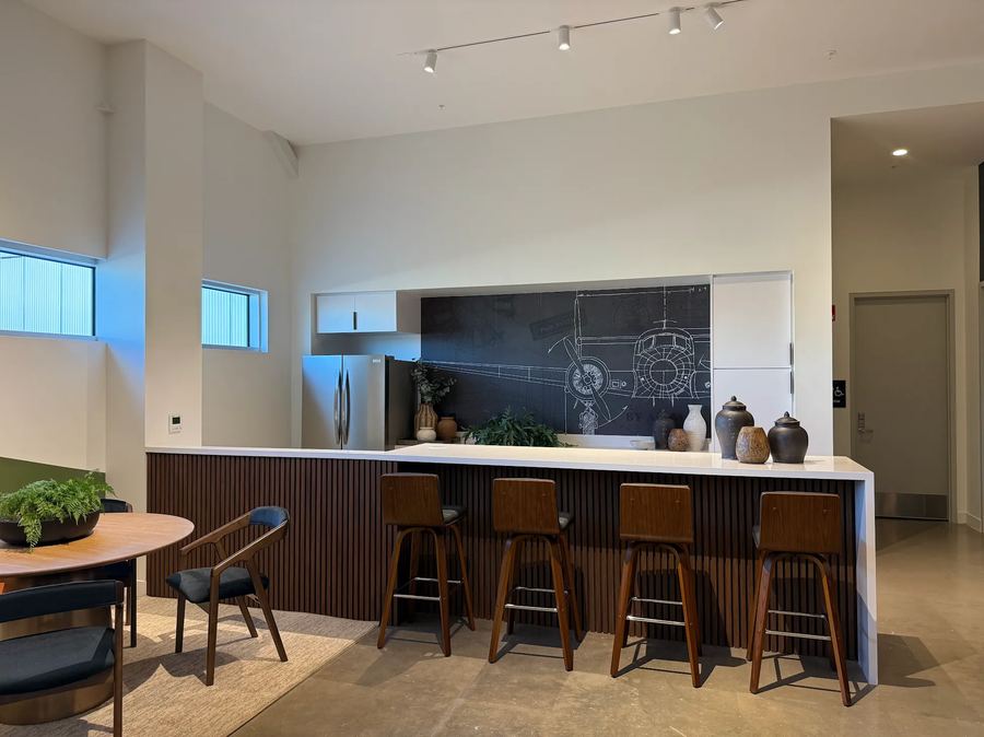 Amanda Ward project &mdash; bar back